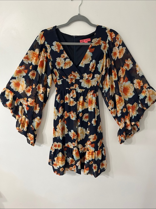 Betsey Johnson Dresses & Skirts - Betsey Johnson Dress Navy Garden Floral Mini Drama Bell Sleeves Fit and Flare